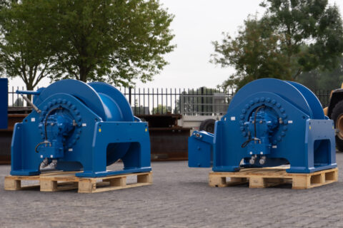 Spud Winches
